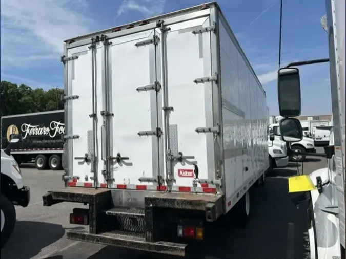 2020 ISUZU NQR
