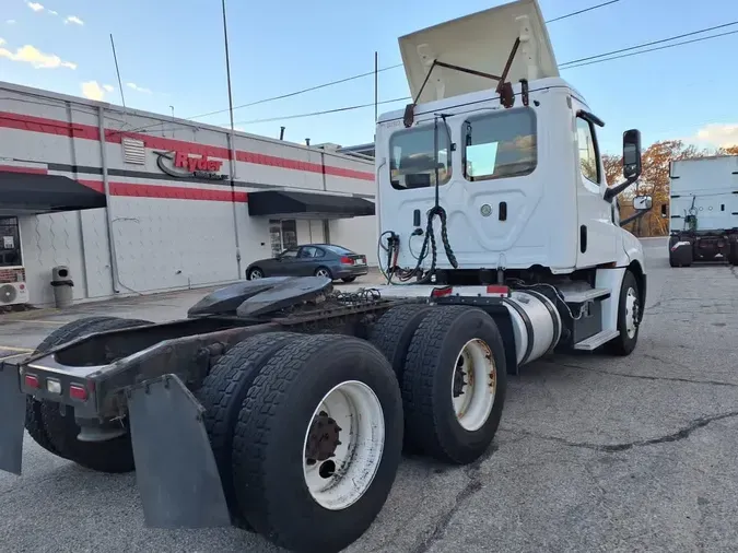 2019 FREIGHTLINER/MERCEDES CASCADIA66cda7fabbe8977768e44f06bfdcb4c3