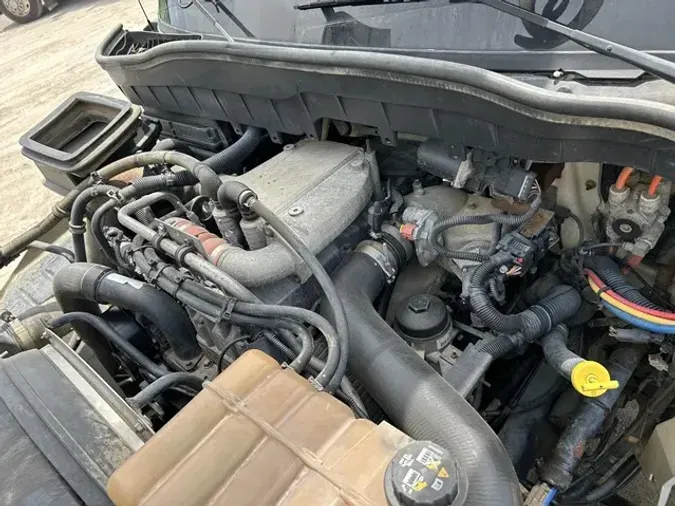 2005 MACK CHN613