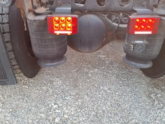 2019 NAVISTAR INTERNATIONAL LT625 DAYCAB T/A