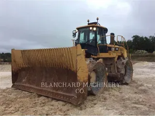 2010 Caterpillar 826H