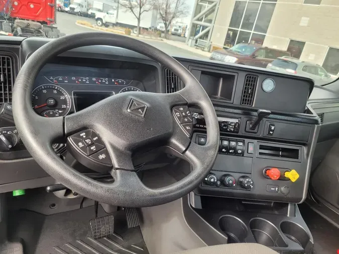 2020 International LT625