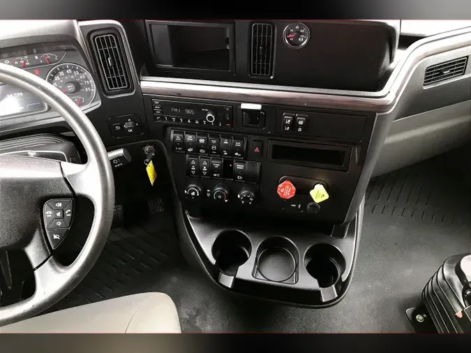 2023 INT LT625 6X4