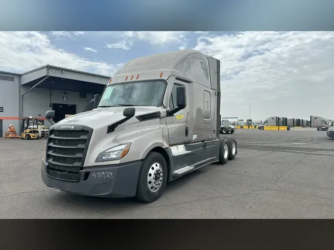 2023 Freightliner Cascadia 12666e3e0aa5cb89543a3355f9c62df57ae