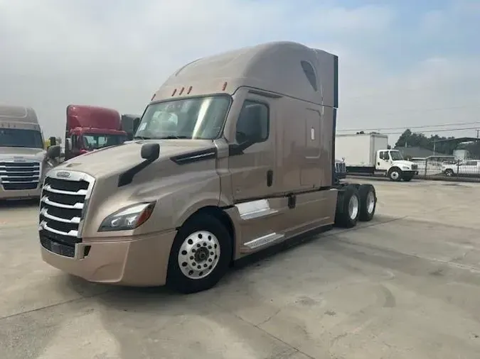 2022 Freightliner Cascadia