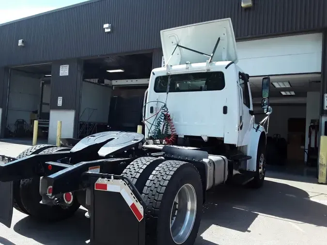2019 FREIGHTLINER/MERCEDES M2 106