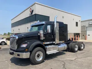 2026 International HX620 Sleeper