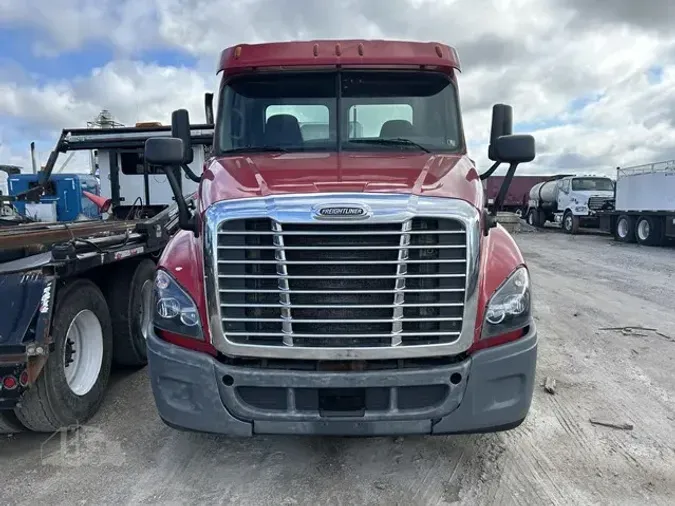 2017 FREIGHTLINER CASCADIA 125