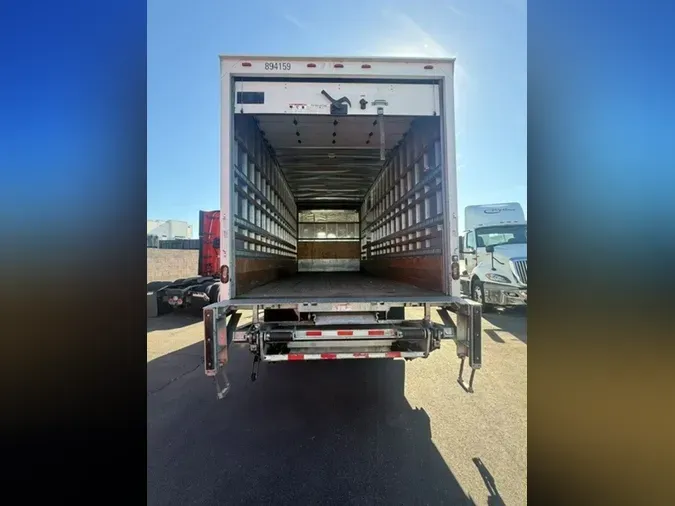 2019 FREIGHTLINER/MERCEDES M2 106