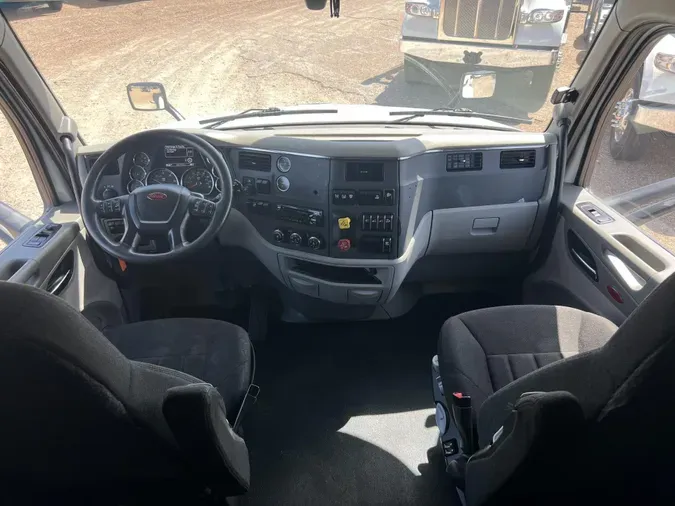 2021 Peterbilt 579