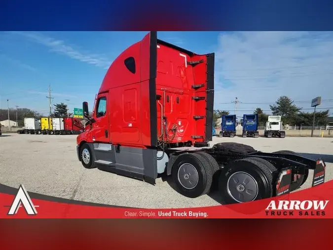 2021 FREIGHTLINER CA126