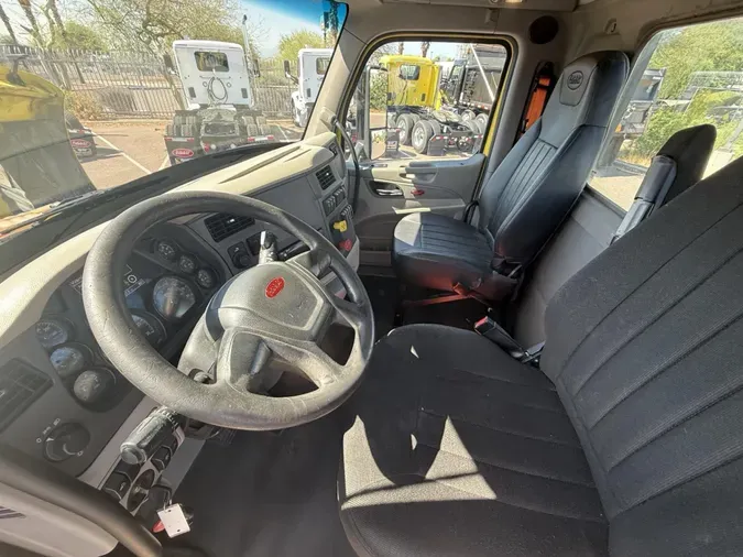 2021 Peterbilt 579