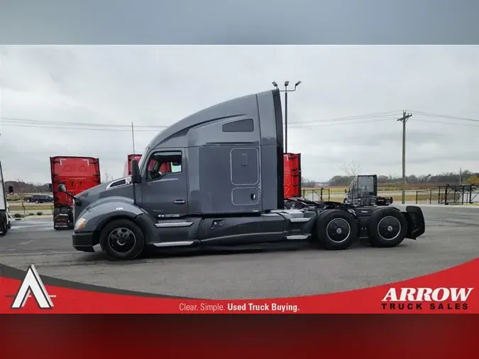 2022 KENWORTH T68066f50670484356660c05dac879a0d02a