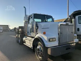 2011 WESTERN STAR 4900FA