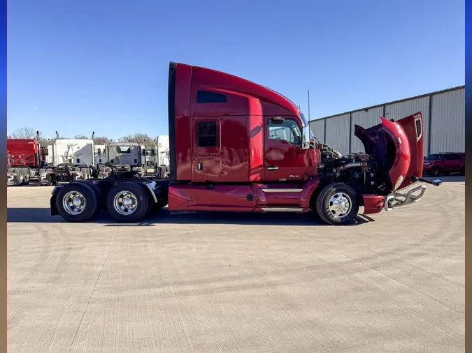 2020 KENWORTH T68066f7d968744c08e38c5bc1c111e5eebb