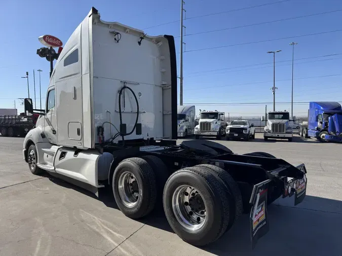 2020 Kenworth T680