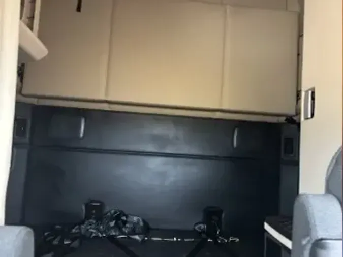 2023 Kenworth T68066f98754a18f731672ab764aa10244cc