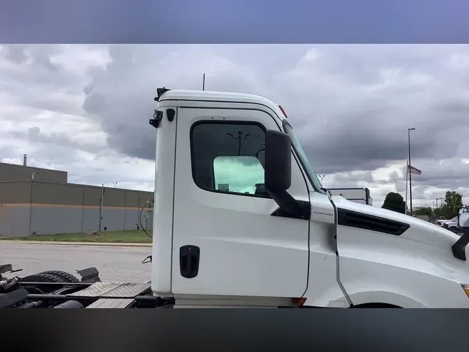 2019 Freightliner Cascadia 12666fd1542db75319d98b681c373a98a7d