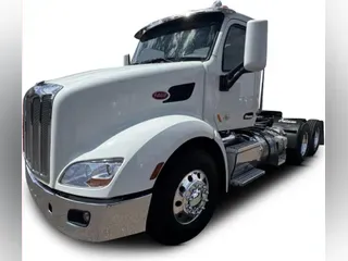 2022 Peterbilt 579