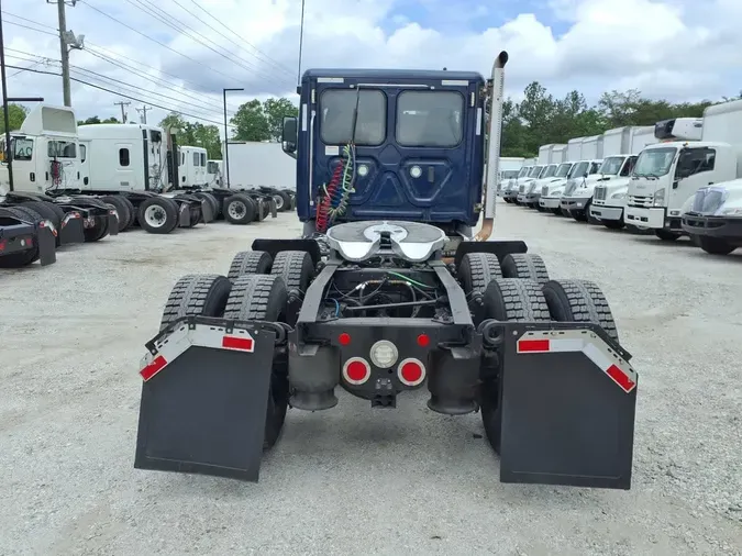 2021 FREIGHTLINER/MERCEDES CASCADIA PX11664ST