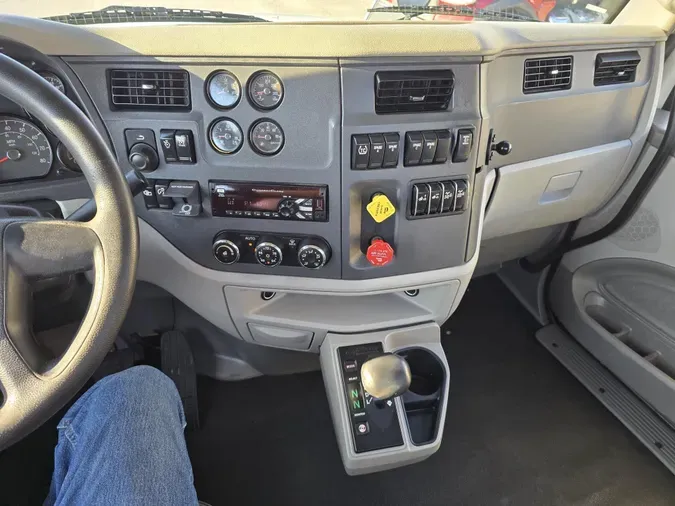 2020 Peterbilt 567
