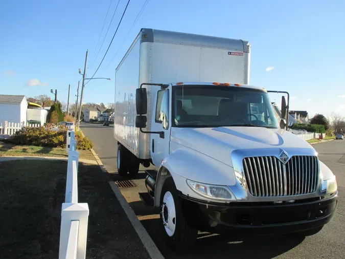 2002 INTERNATIONAL 43006707d6662ffa7f58957d6d30143750aa