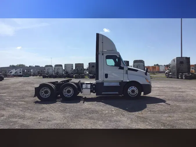 2020 Freightliner Cascadia 126671576536685fc3a22e78344b40990f1