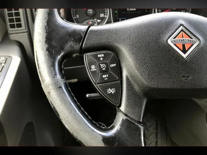 2021 INT LT625 6x4