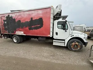 2004 FREIGHTLINER BUSINESS CLASS M2 106