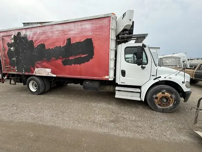 2004 FREIGHTLINER BUSINESS CLASS M2 10667194f5b4b0a29b0e23bef3b31b2d729