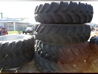 0 Case IH 520/85R42