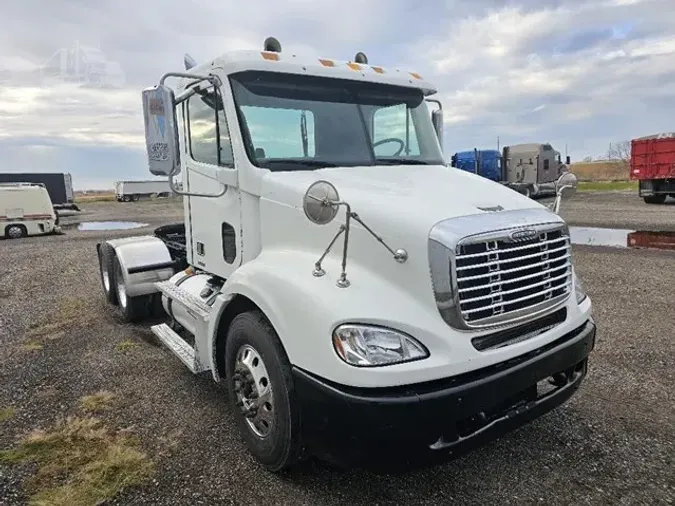 2007 FREIGHTLINER COLUMBIA 112