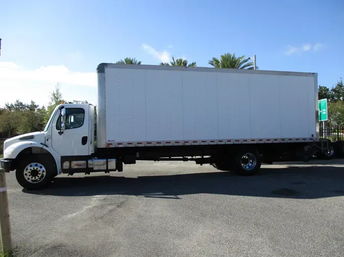 2018 Freightliner Business Class M2 106