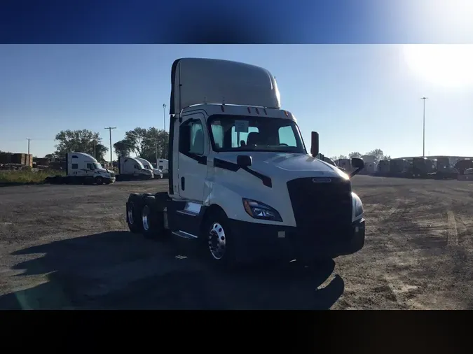 2020 Freightliner Cascadia 126673000fbb20898a9718dd43d799783b3
