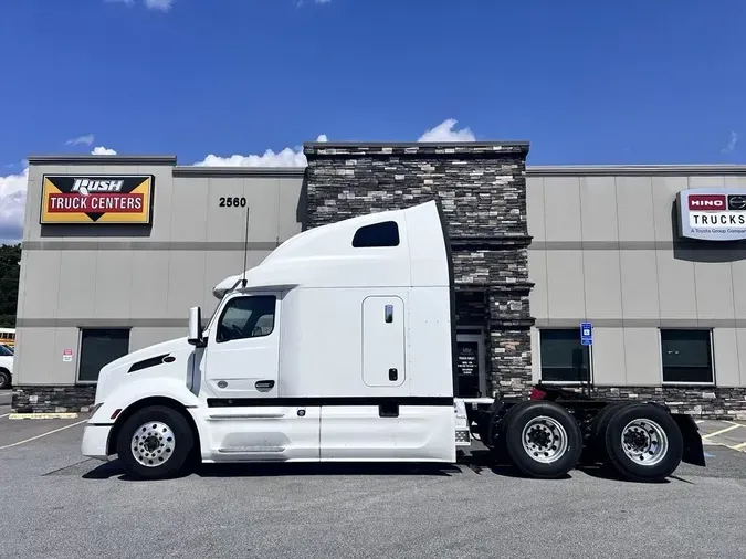 2022 Peterbilt 579