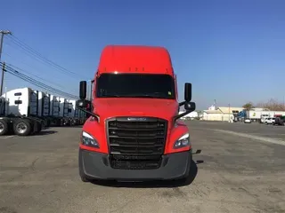 2022 FREIGHTLINER CA126