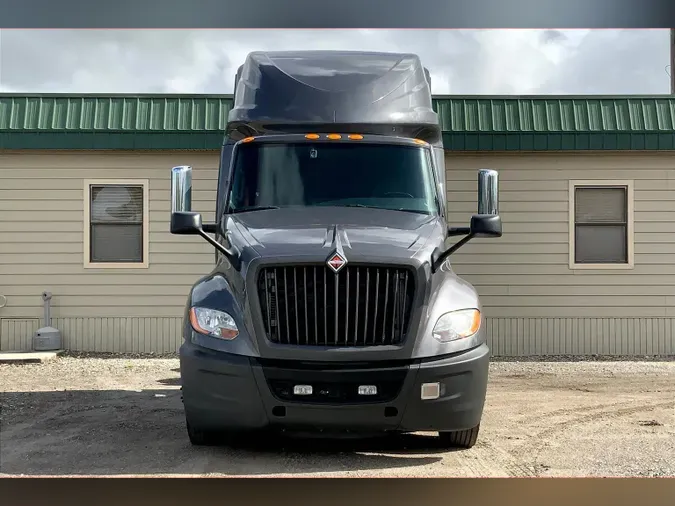 2019 INT LT625 6x4