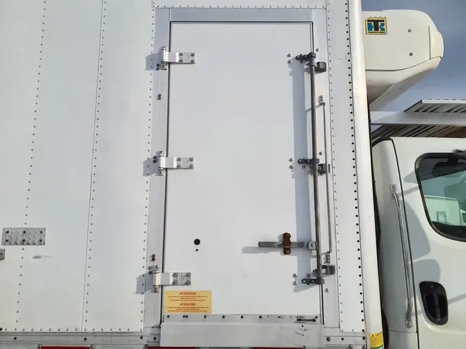 2019 FREIGHTLINER/MERCEDES M2 106673f8c204a0a523c265d50f49e6a5f27