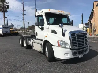2014 FREIGHTLINER X11364ST