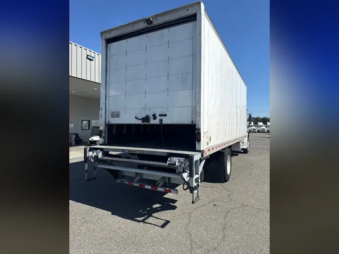 2022 FREIGHTLINER/MERCEDES M2 106