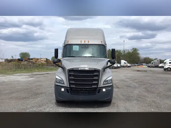 2022 Freightliner Cascadia 126