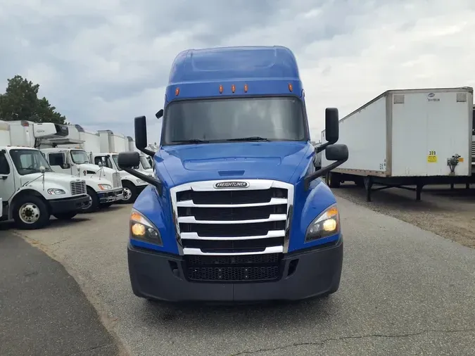 2019 FREIGHTLINER NEW CASCADIA PX12664