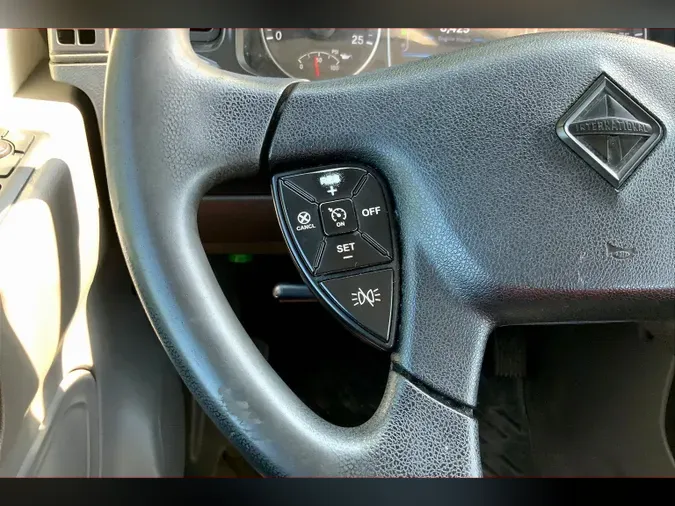 2020 INT LT625 6x4