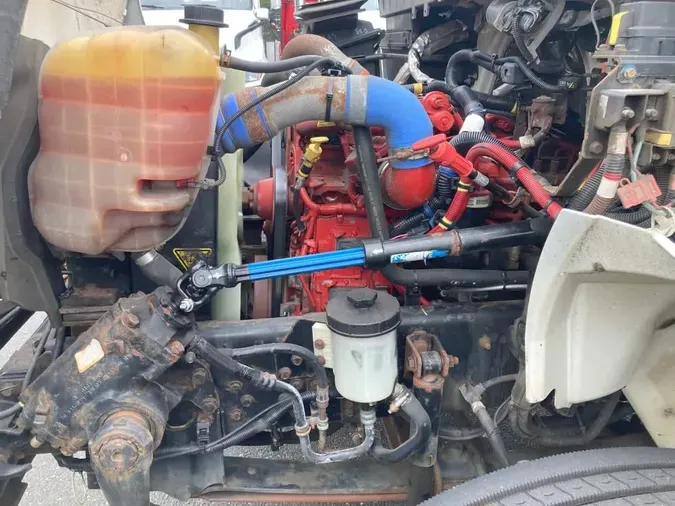2019 NAVISTAR INTERNATIONAL 4300