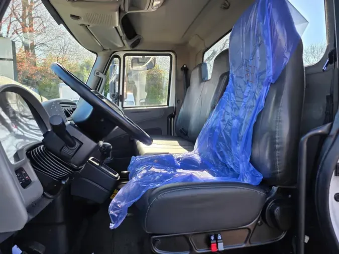2019 NAVISTAR INTERNATIONAL 4300