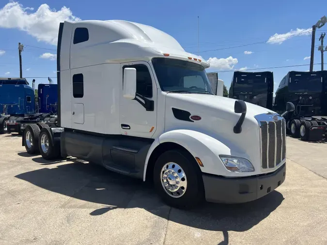 2021 Peterbilt 579