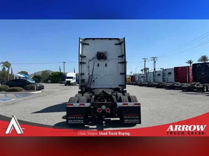 2021 FREIGHTLINER CA126