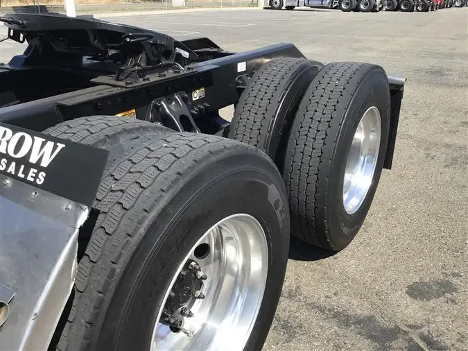 2022 KENWORTH T68067539c94bd7aee6241661c731d3badc9