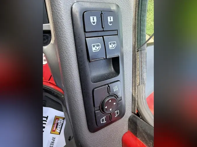 2019 International LT625