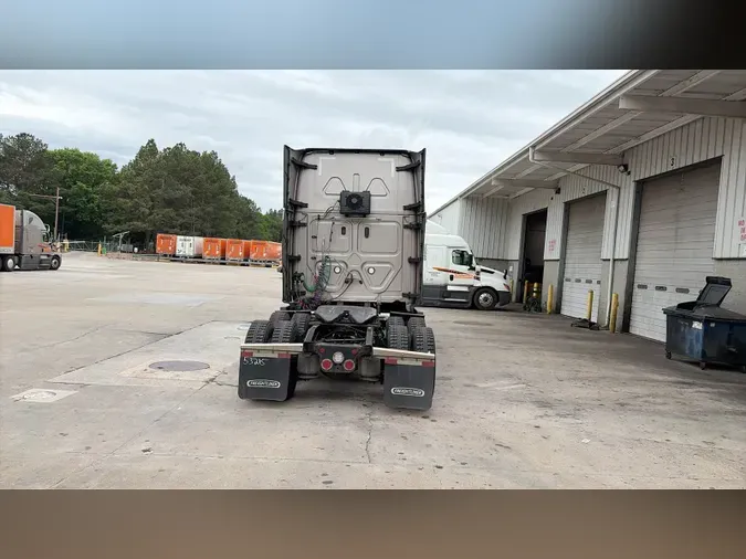 2022 Freightliner Cascadia 126